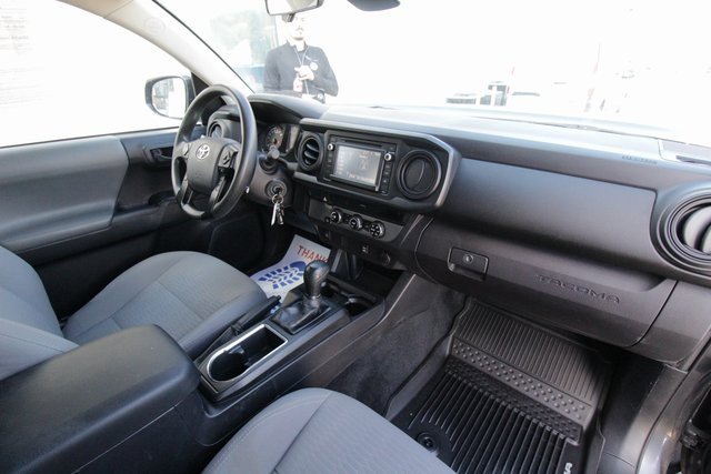 Used 2018 Toyota Tacoma SR5 image 34