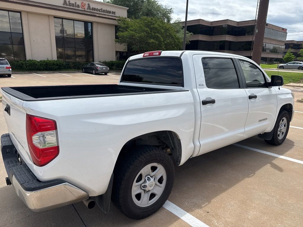 Used 2018 Toyota Tundra SR5 RWD image 16