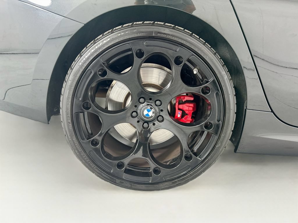 Used 2023 BMW 330e w/ M Sport Package RWD image 32
