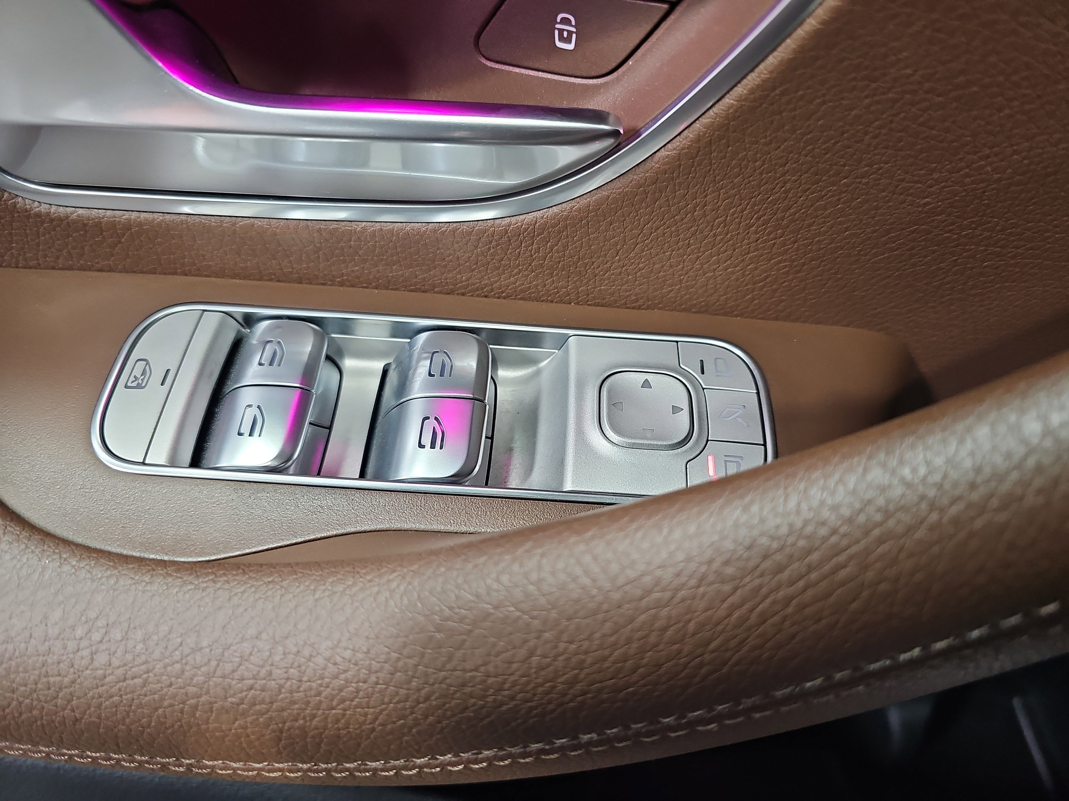 Used 2024 Mercedes-Benz GLS 450 4MATIC image 31