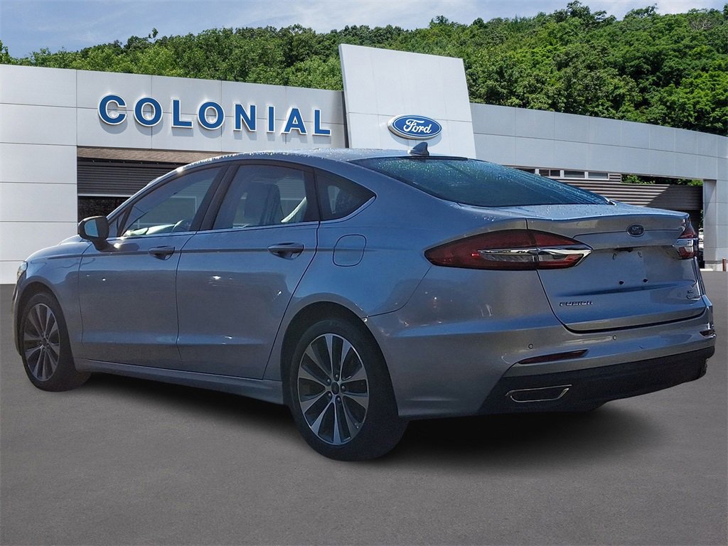 Certified 2019 Ford Fusion SE image 4