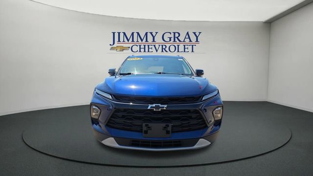 Used 2023 Chevrolet Blazer LT w/ Midnight/Sport Edition image 8