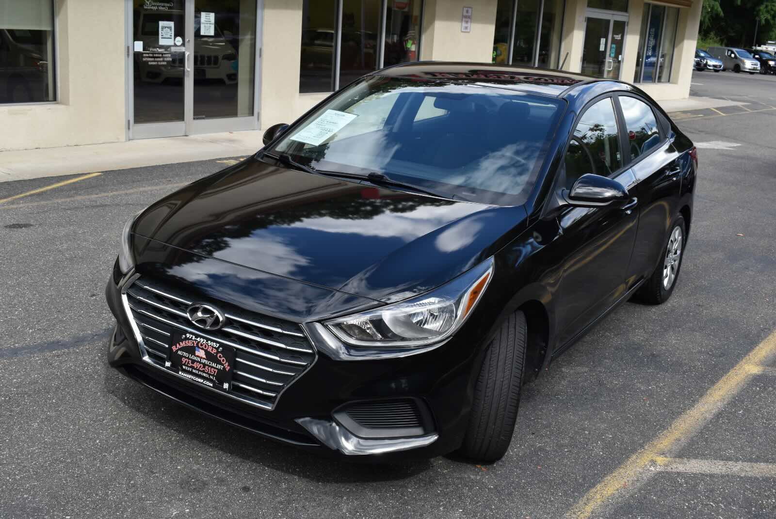 Used 2020 Hyundai Accent SE FWD image 8