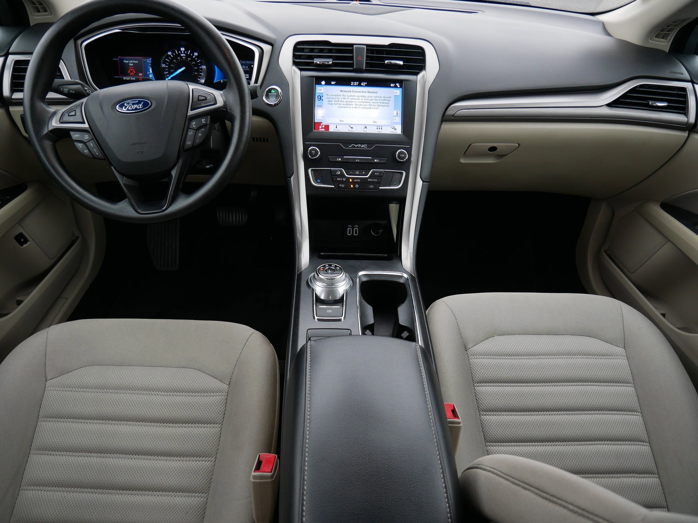 Used 2019 Ford Fusion SE image 10