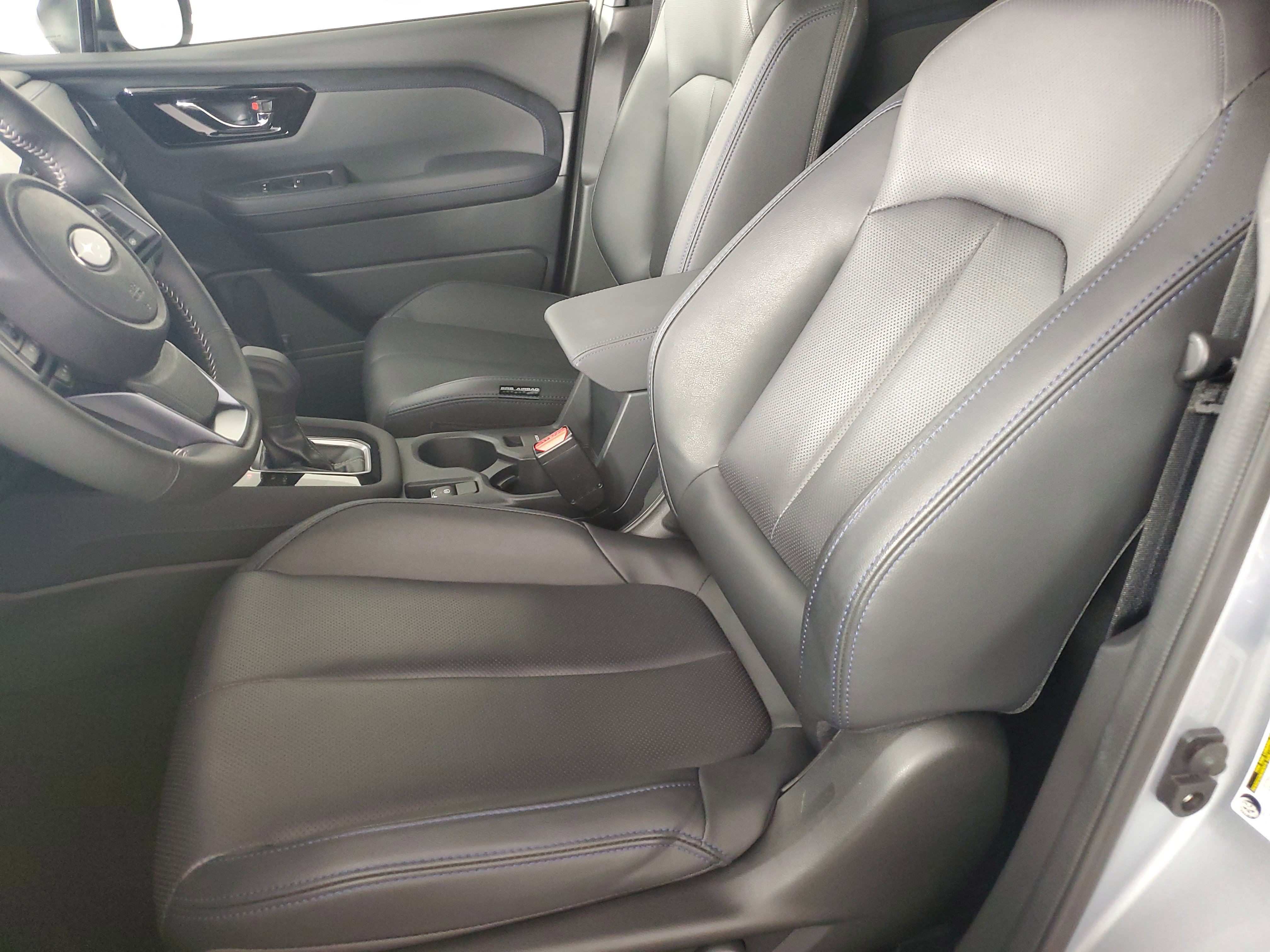 Used 2025 Subaru Forester Limited image 12