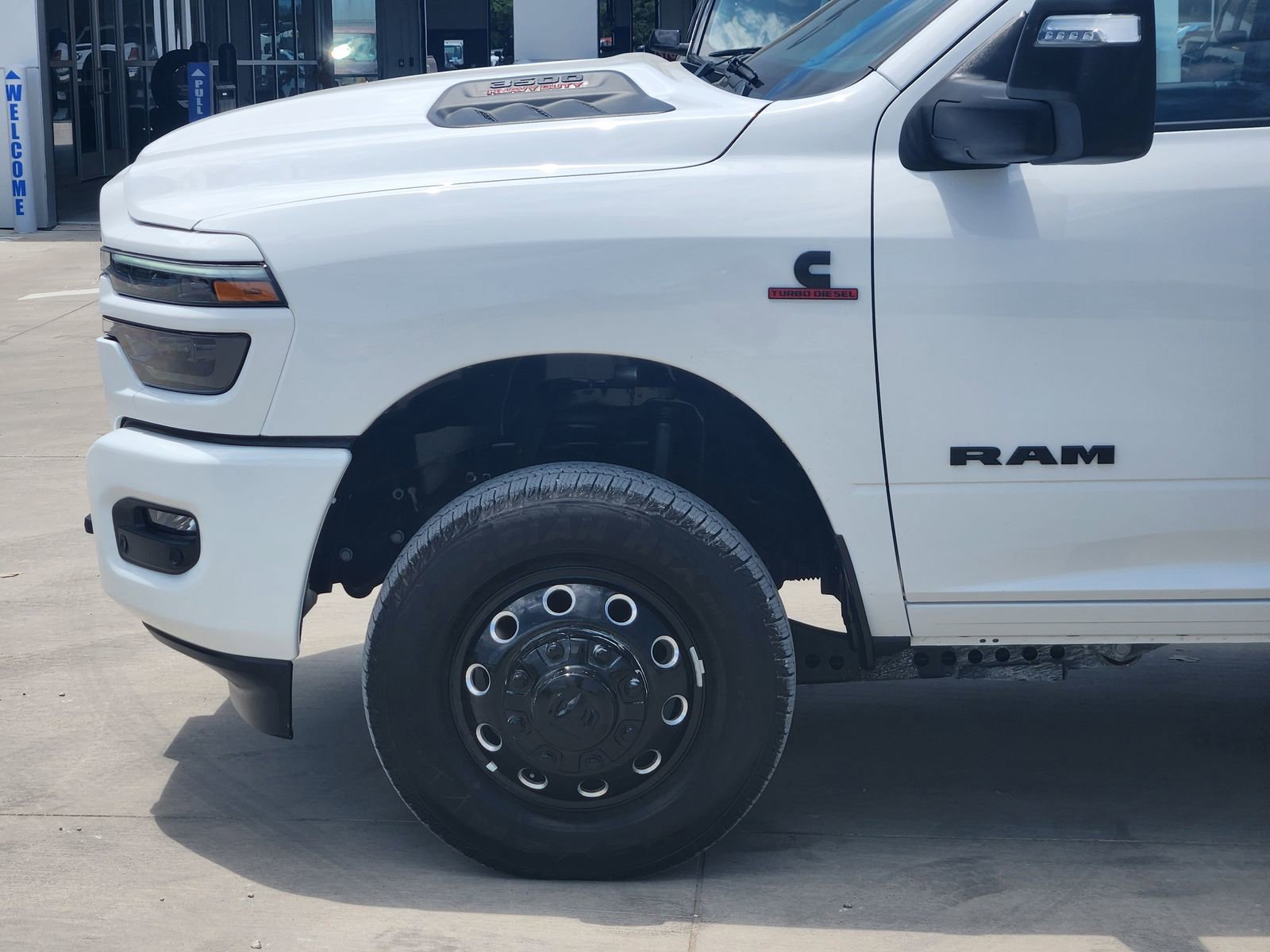 Used 2025 RAM 3500 Laramie w/ Night Edition image 10