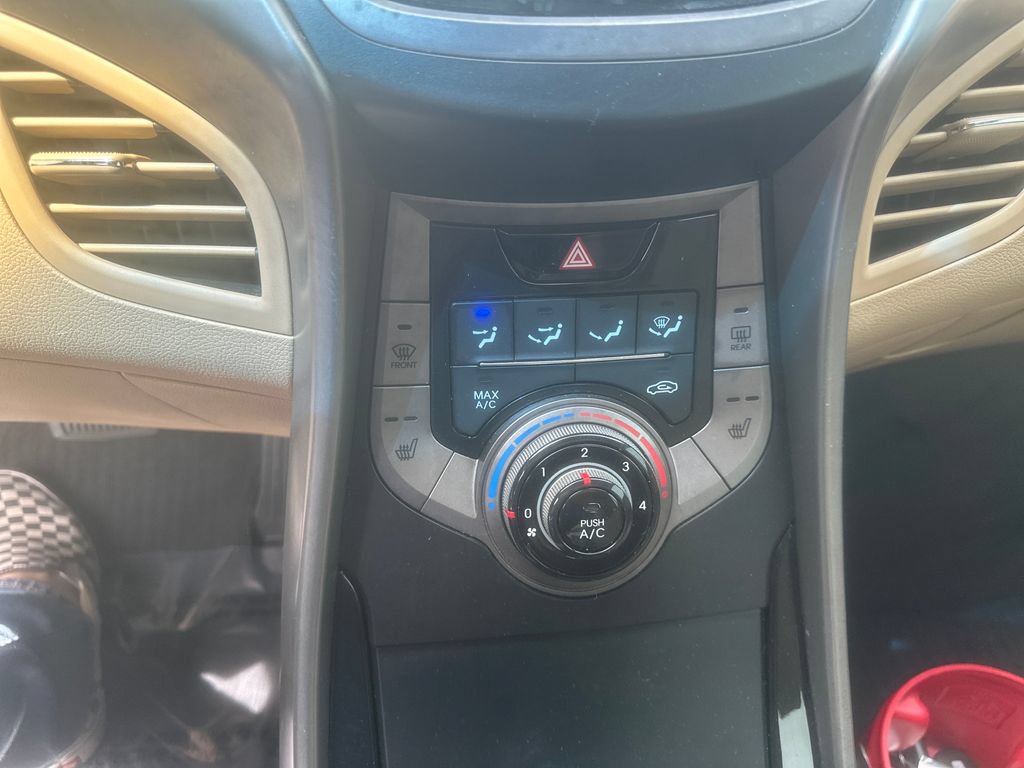 Used 2013 Hyundai Elantra GLS w/ Preferred Pkg FWD image 12