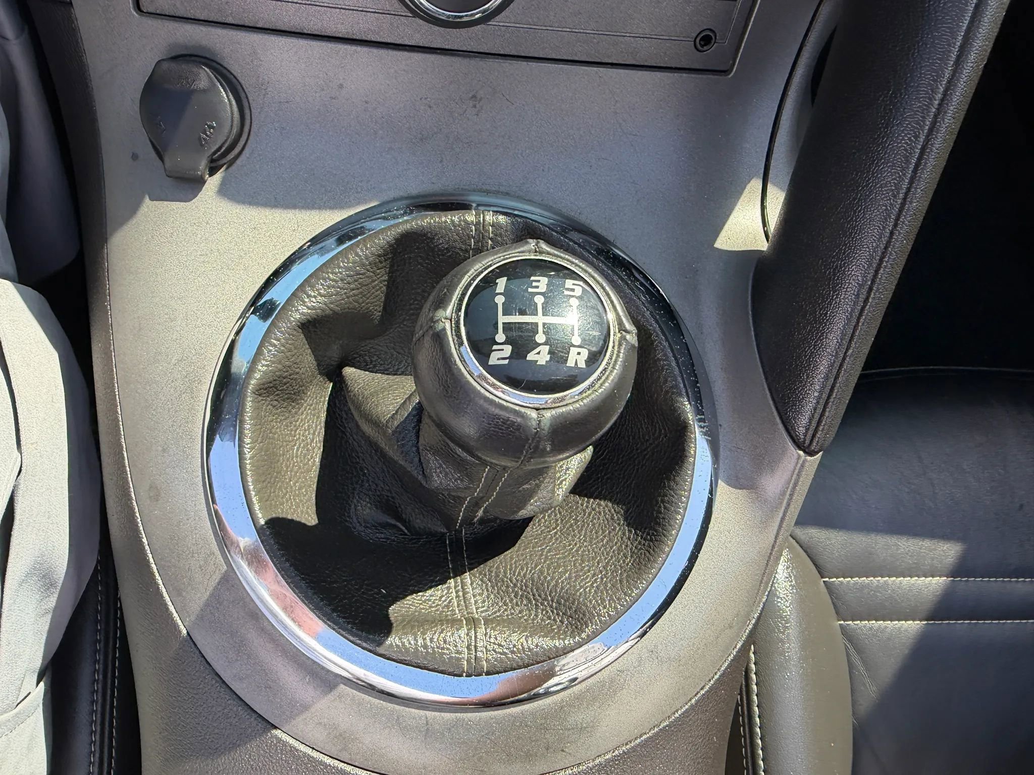 Used 2006 Pontiac Solstice Convertible w/ Premium Package image 17