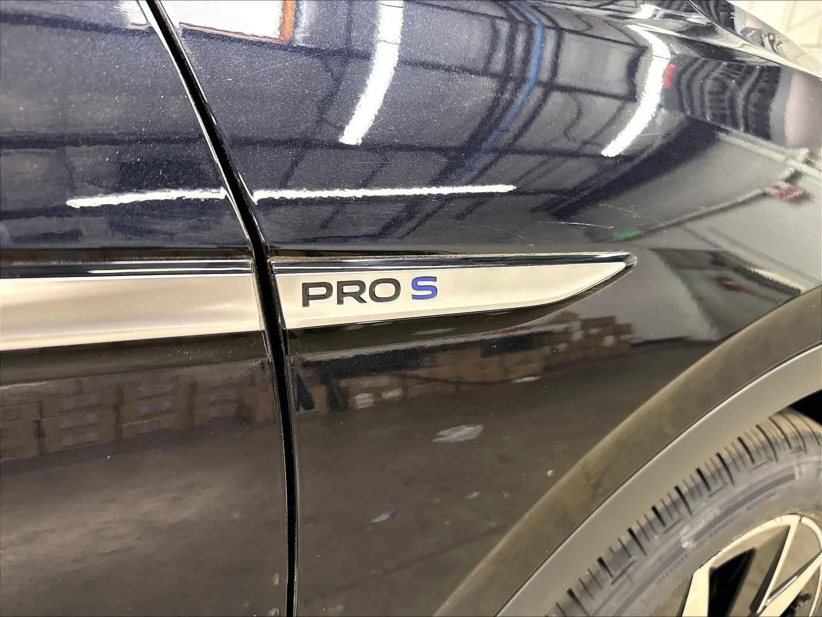 Used 2023 Volkswagen ID.4 Pro S RWD image 27