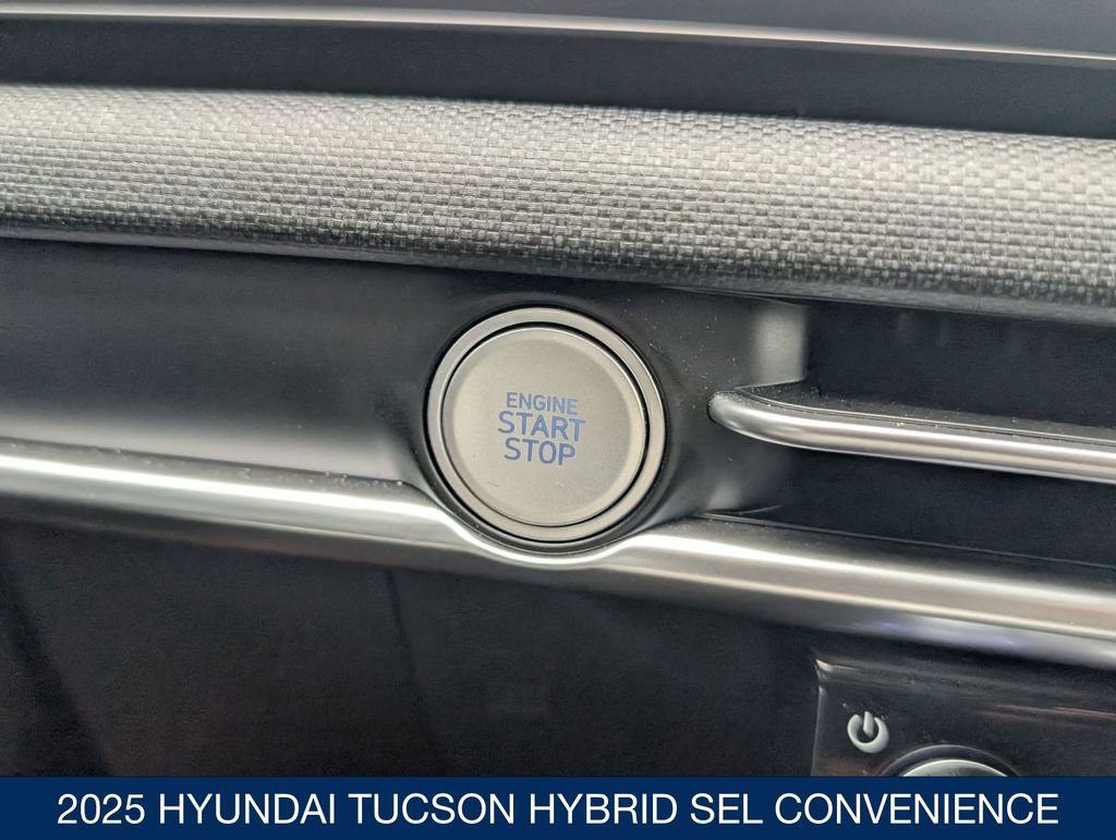 Certified 2025 Hyundai Tucson SEL AWD/4WD image 28