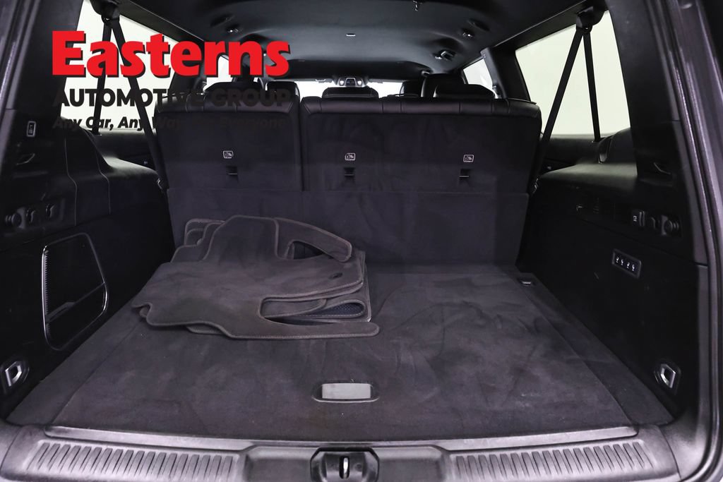 Used 2024 Jeep Wagoneer L Series II RWD image 9