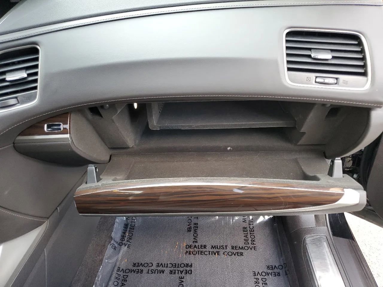 Used 2017 Acura RLX w/ Advance Package image 44