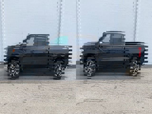 Used 2024 Chevrolet Silverado 1500 LT image 38