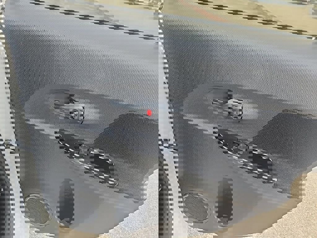 Used 2010 Scion xD image 30