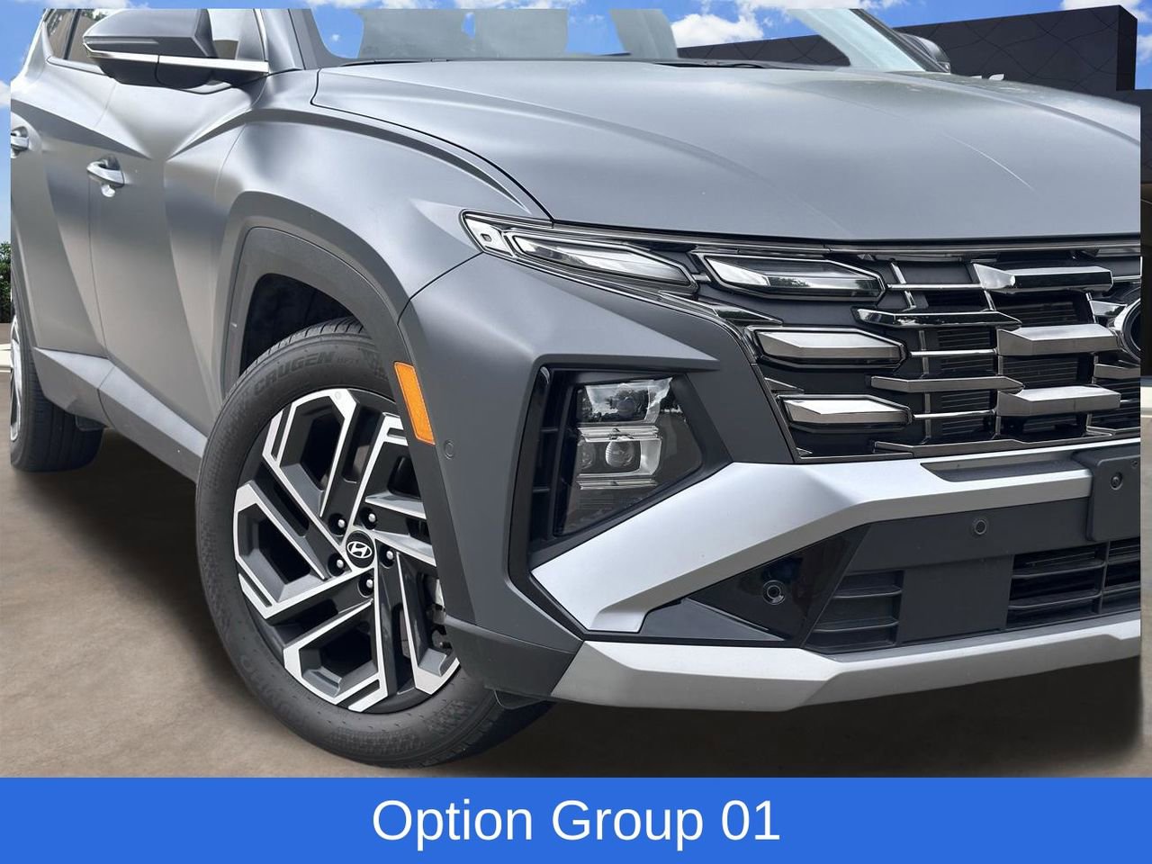 Used 2025 Hyundai Tucson Limited image 2