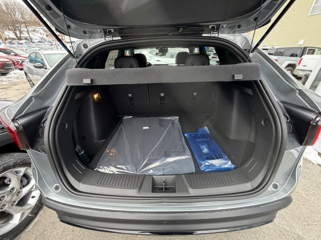 New 2026 Chevrolet Trax RS w/ Driver Confidence Package image 10