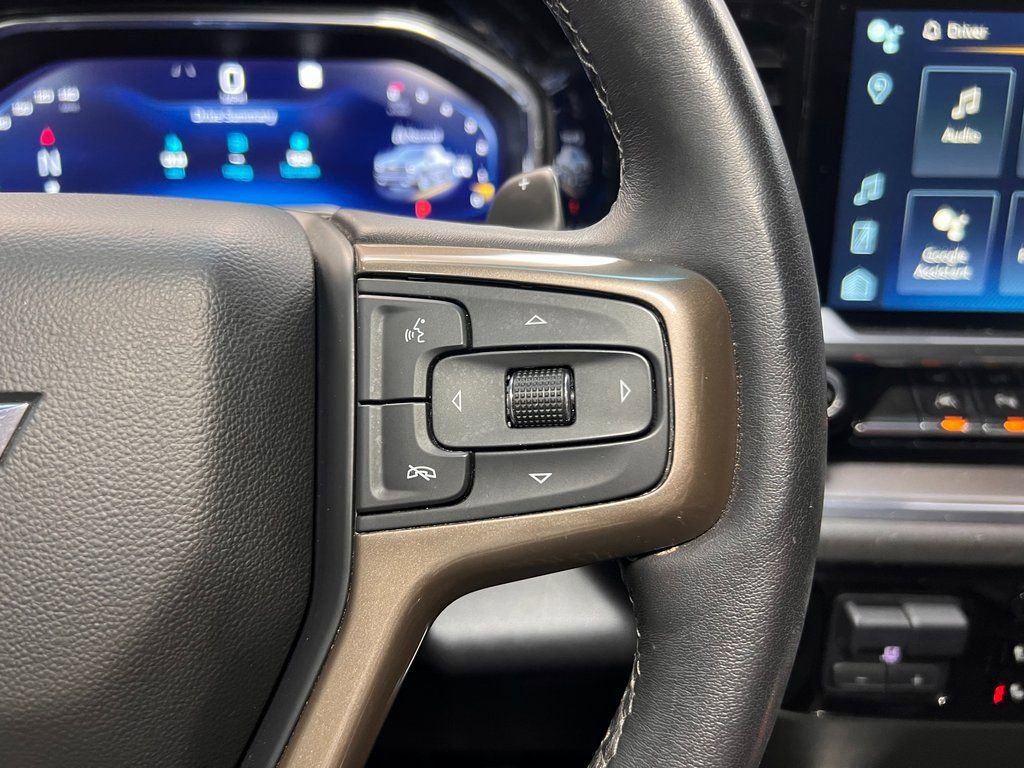 Used 2023 Chevrolet Silverado 1500 High Country image 18