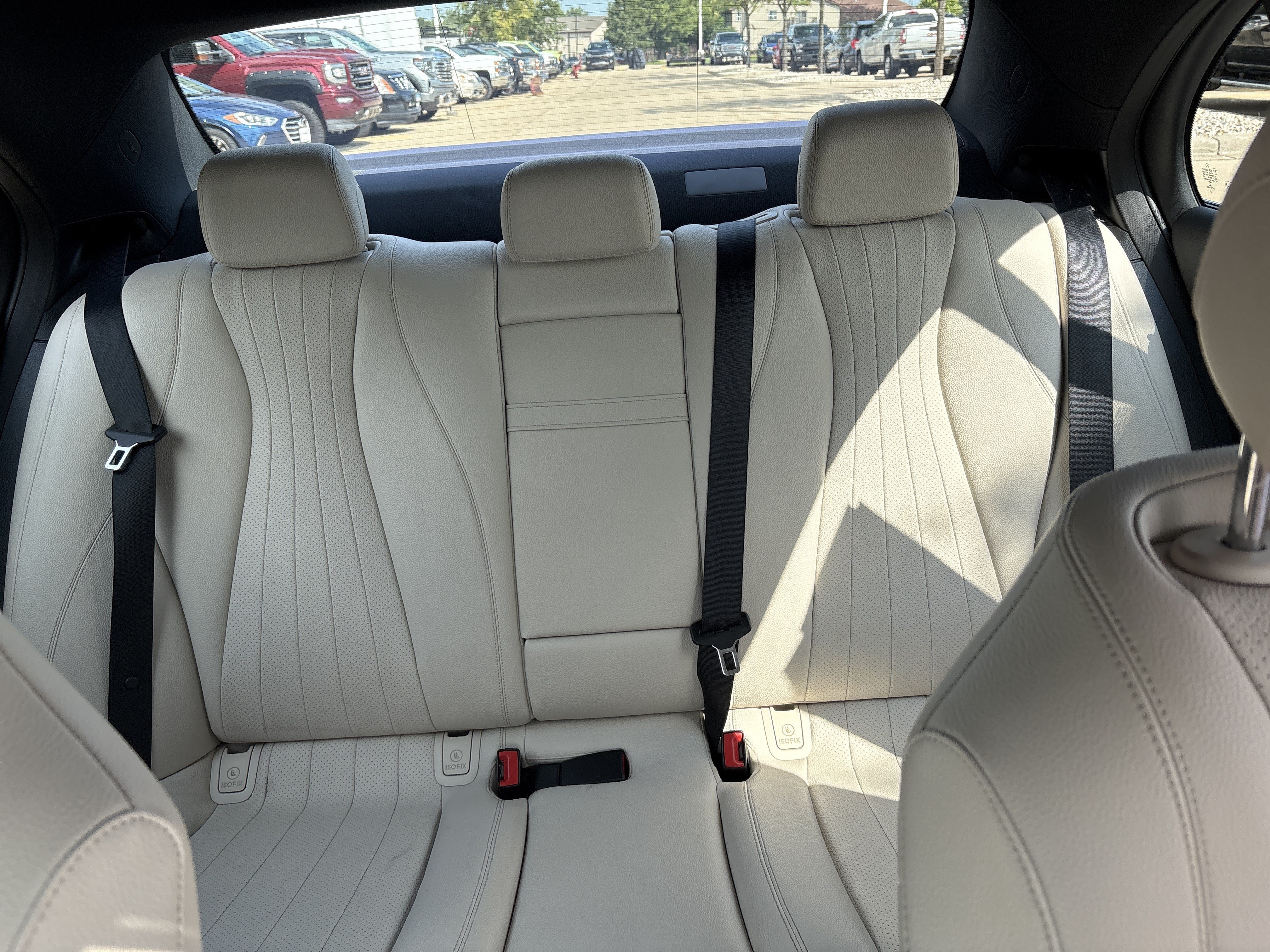 Used 2017 Mercedes-Benz E 300 4MATIC image 13