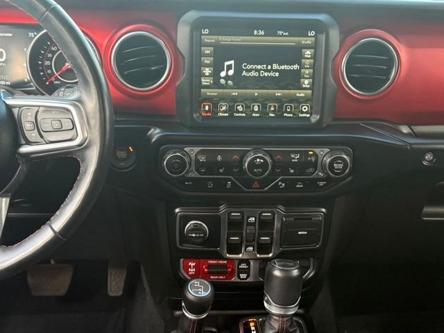 Used 2022 Jeep Wrangler Unlimited Rubicon w/ LED Lighting Group AWD/4WD image 20