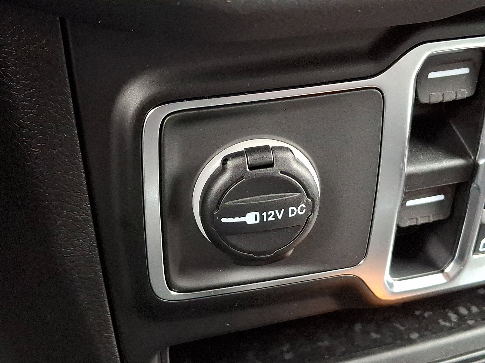 New 2026 Jeep Wrangler Sahara image 15