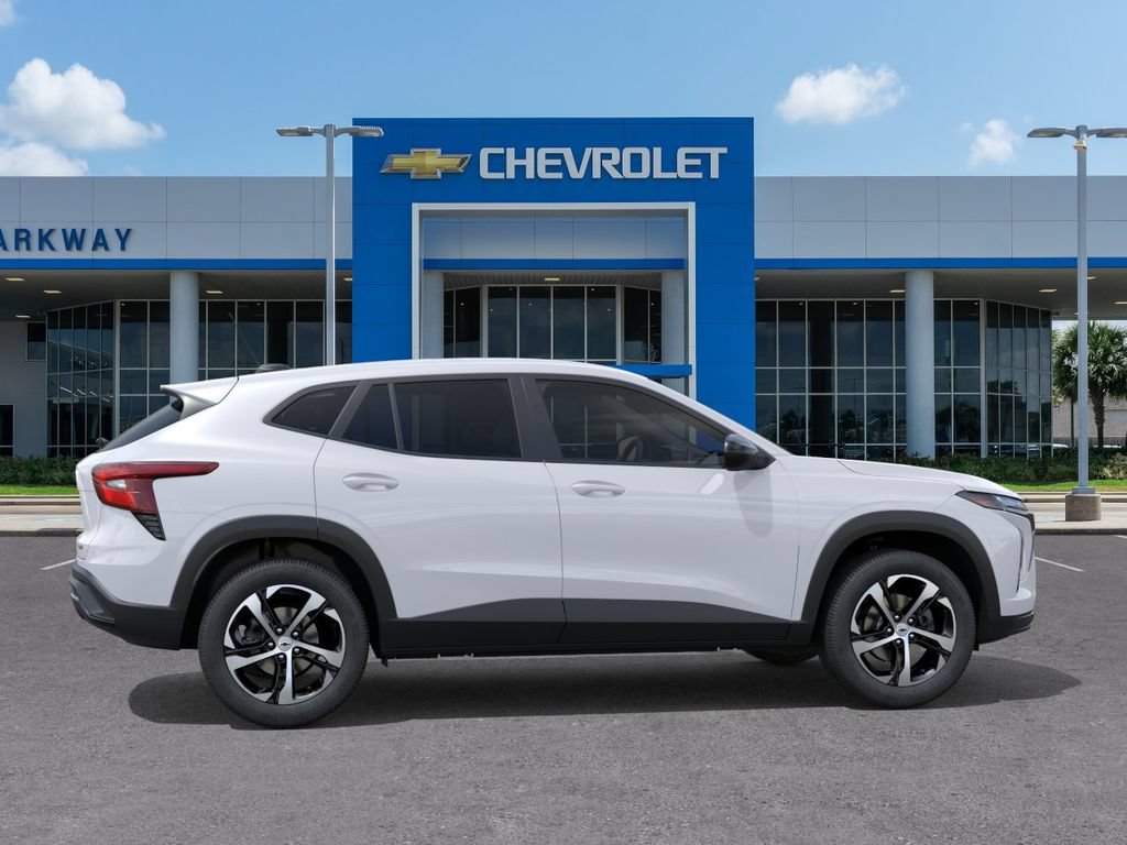 New 2026 Chevrolet Trax RS w/ Driver Confidence Package FWD image 5