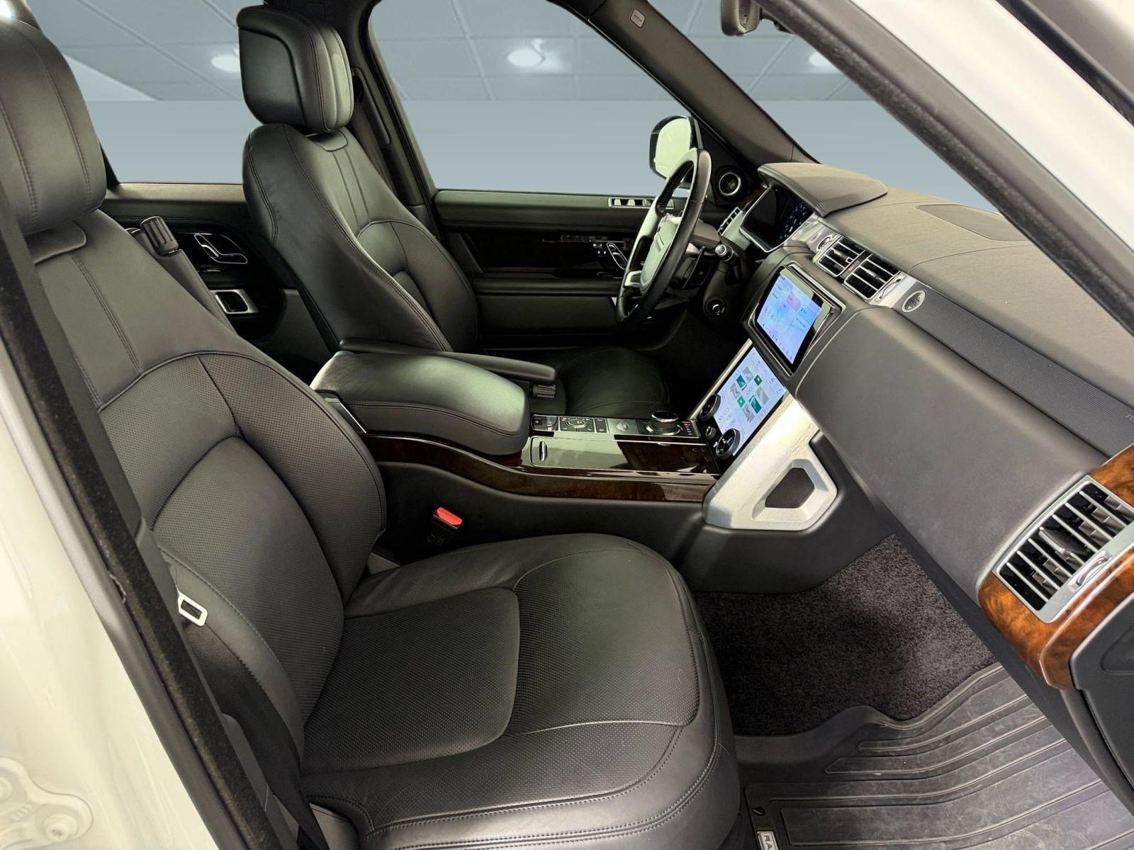 Used 2020 Land Rover Range Rover HSE AWD/4WD image 24
