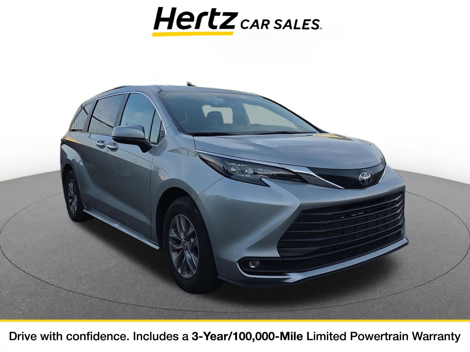 Used 2025 Toyota Sienna XLE