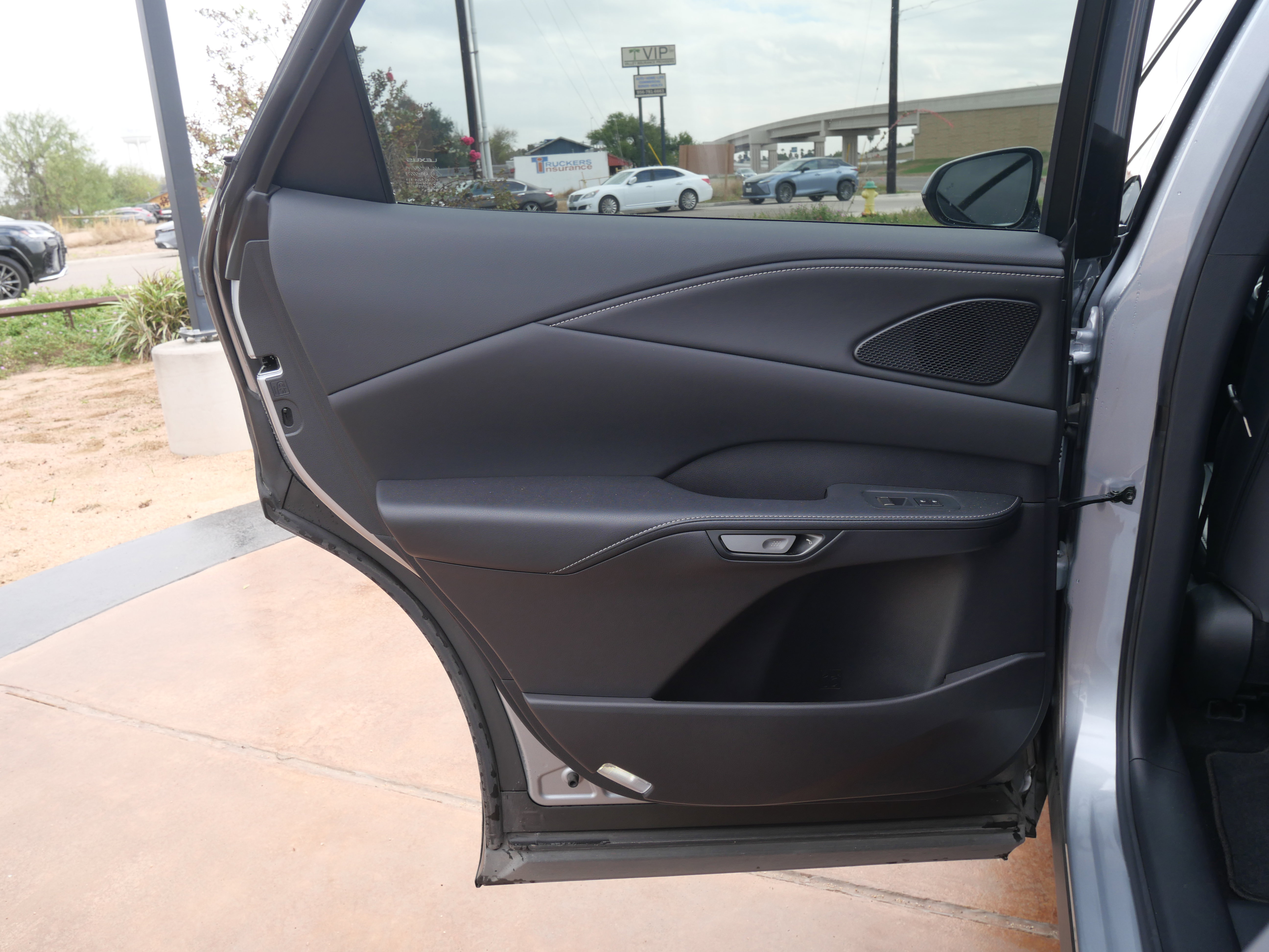 Used 2024 Lexus RX 350 Premium image 8