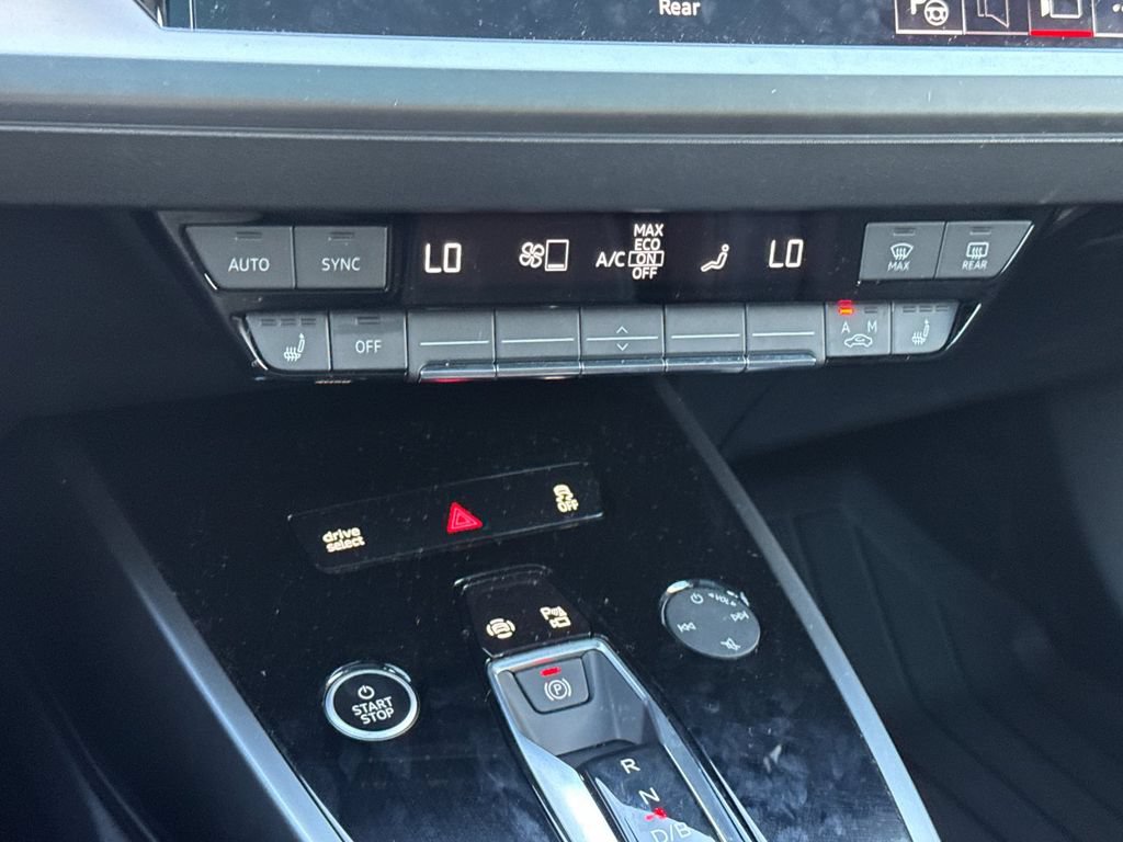 Used 2024 Audi Q4 e-tron Premium Plus w/ Premium Plus AWD/4WD image 26