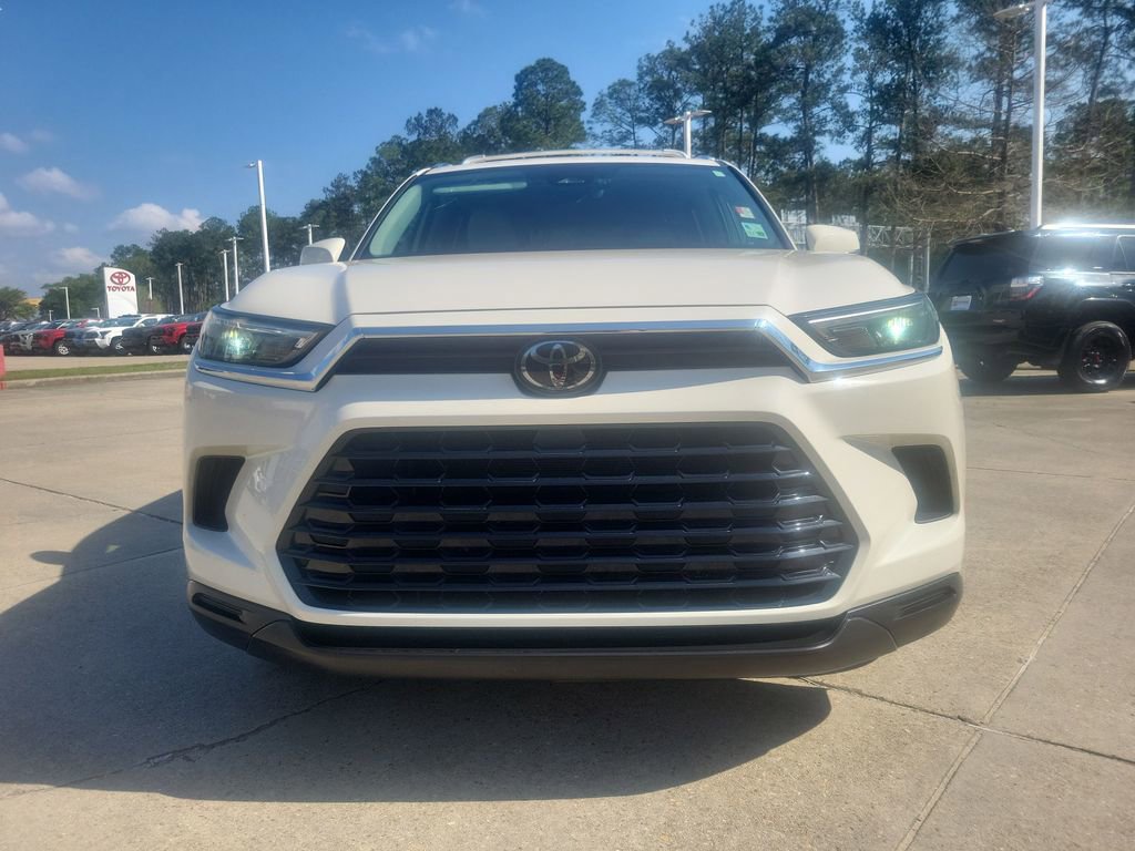 Used 2024 Toyota Grand Highlander XLE image 19