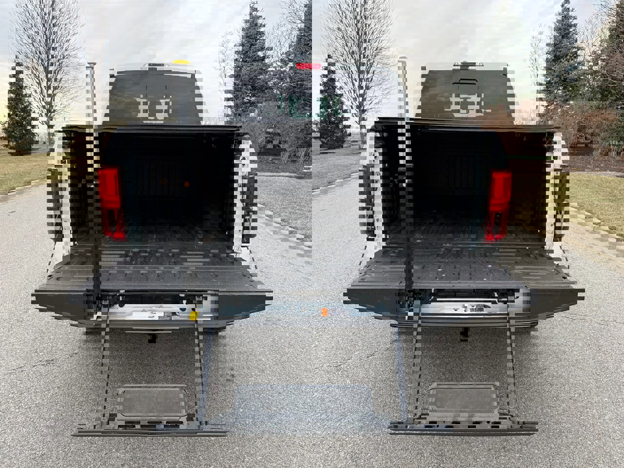 Used 2020 Ford F150 Platinum w/ Technology Package image 31