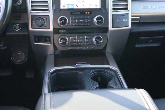 Used 2017 Ford F350 Platinum w/ Platinum Ultimate Package image 15