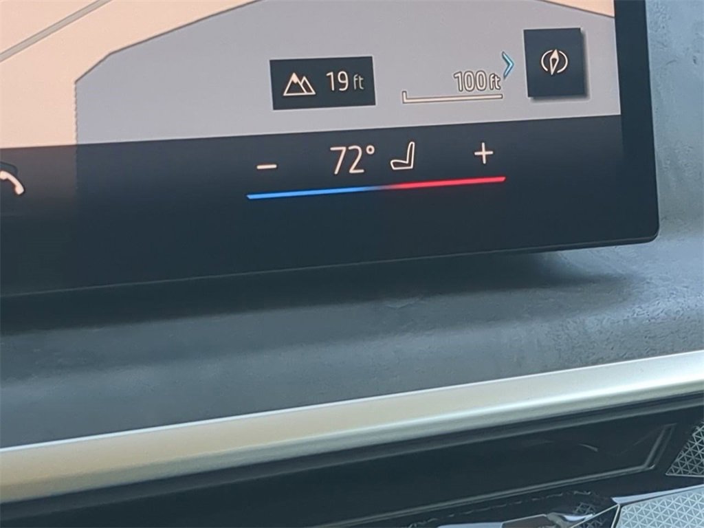 New 2026 BMW X7 xDrive40i w/ Premium Package image 23