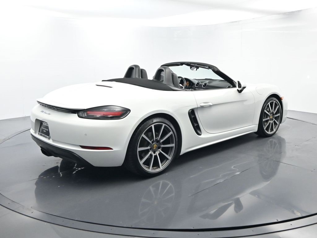 Certified 2018 Porsche 718 Boxster image 15