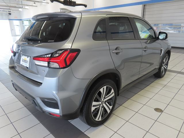 Used 2025 Mitsubishi Outlander Sport SE AWD/4WD image 11