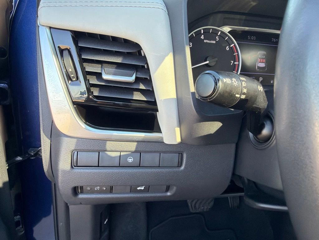 Used 2023 Nissan Rogue SL w/ SL Premium Package AWD/4WD image 14