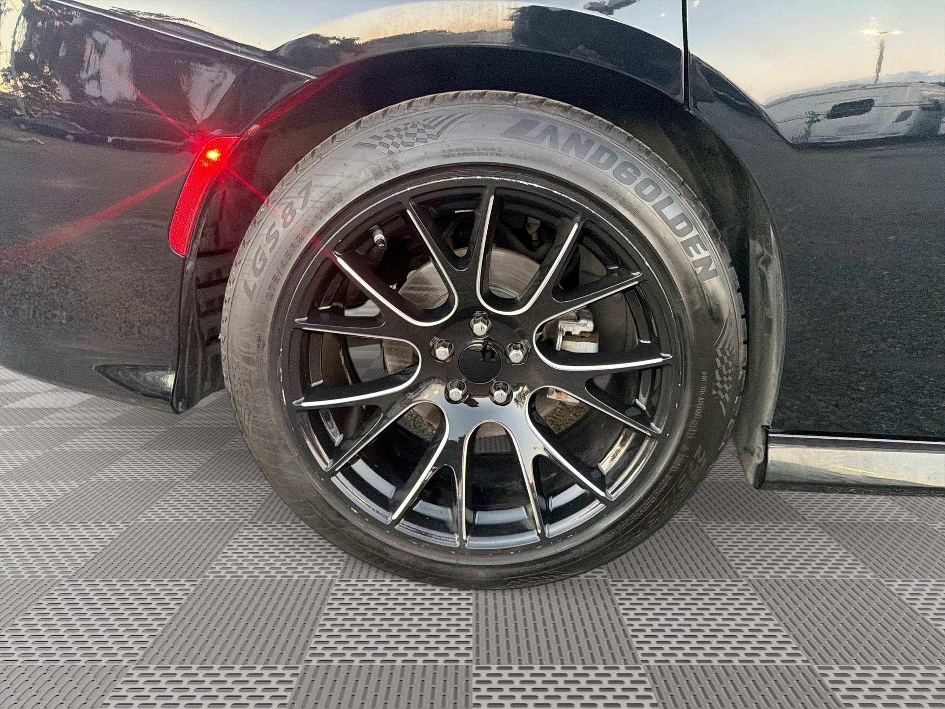 Used 2023 Dodge Charger R/T w/ Navigation & Travel Group RWD image 29