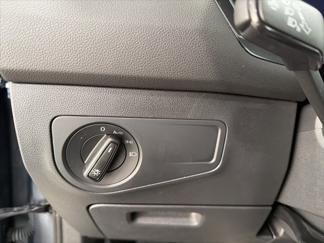 Used 2024 Volkswagen Tiguan S image 10