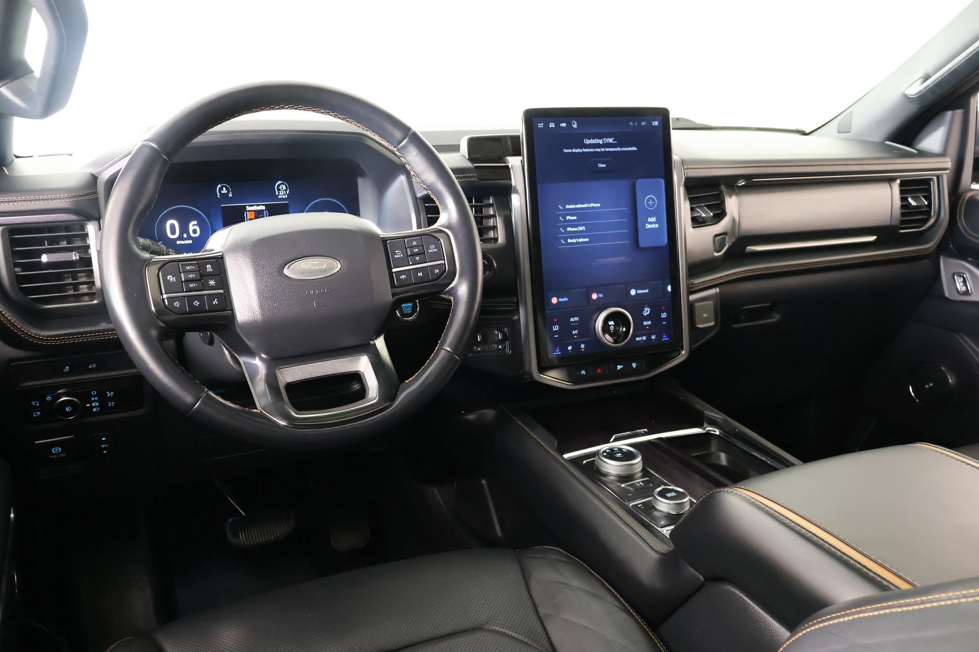 Used 2024 Ford Expedition Max Platinum AWD/4WD image 2