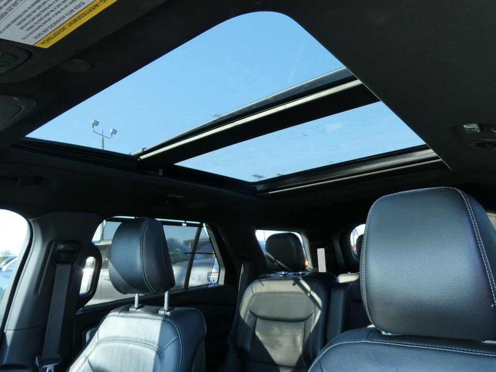 Used 2020 Ford Explorer Limited image 28
