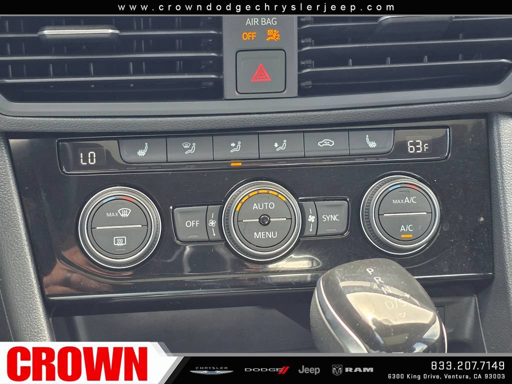Used 2024 Volkswagen Jetta SE FWD image 28