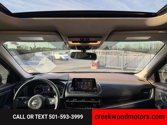 Used 2023 Nissan Rogue SV w/ SV Premium B Package image 10