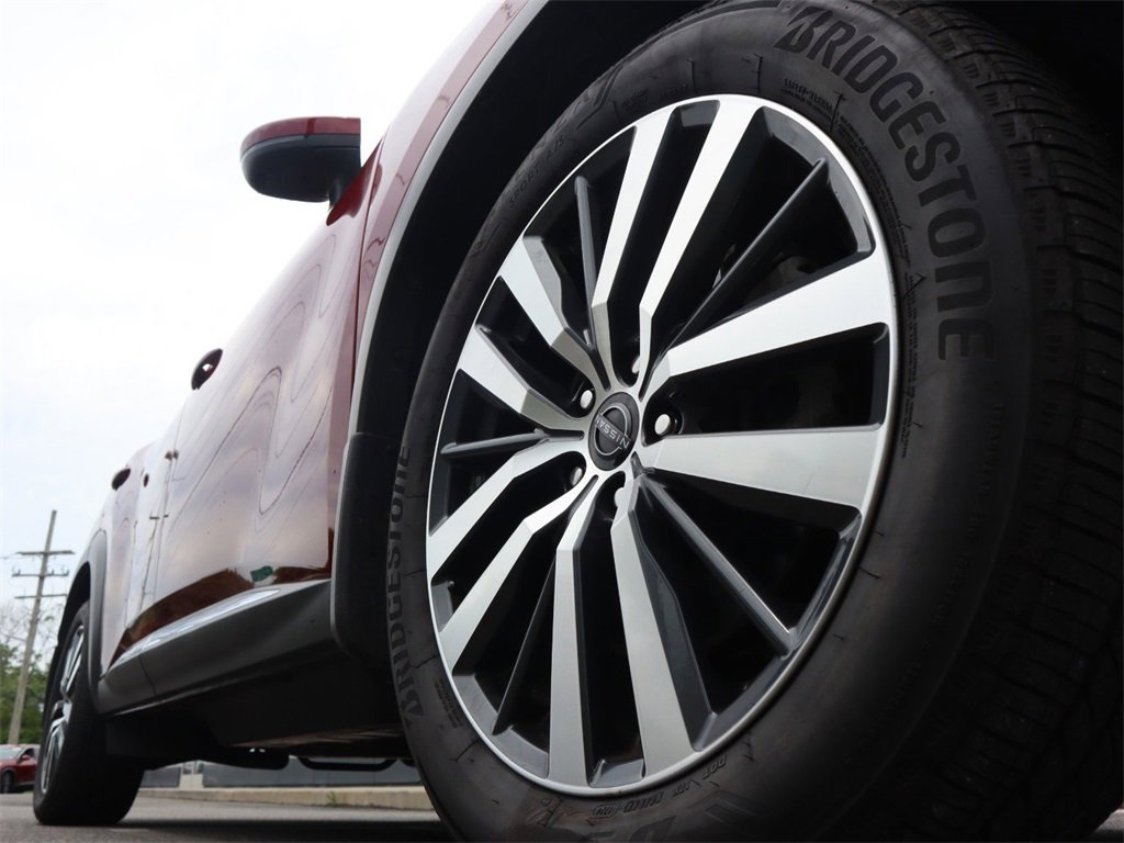 Certified 2022 Nissan Pathfinder Platinum w/ Cargo Package image 9