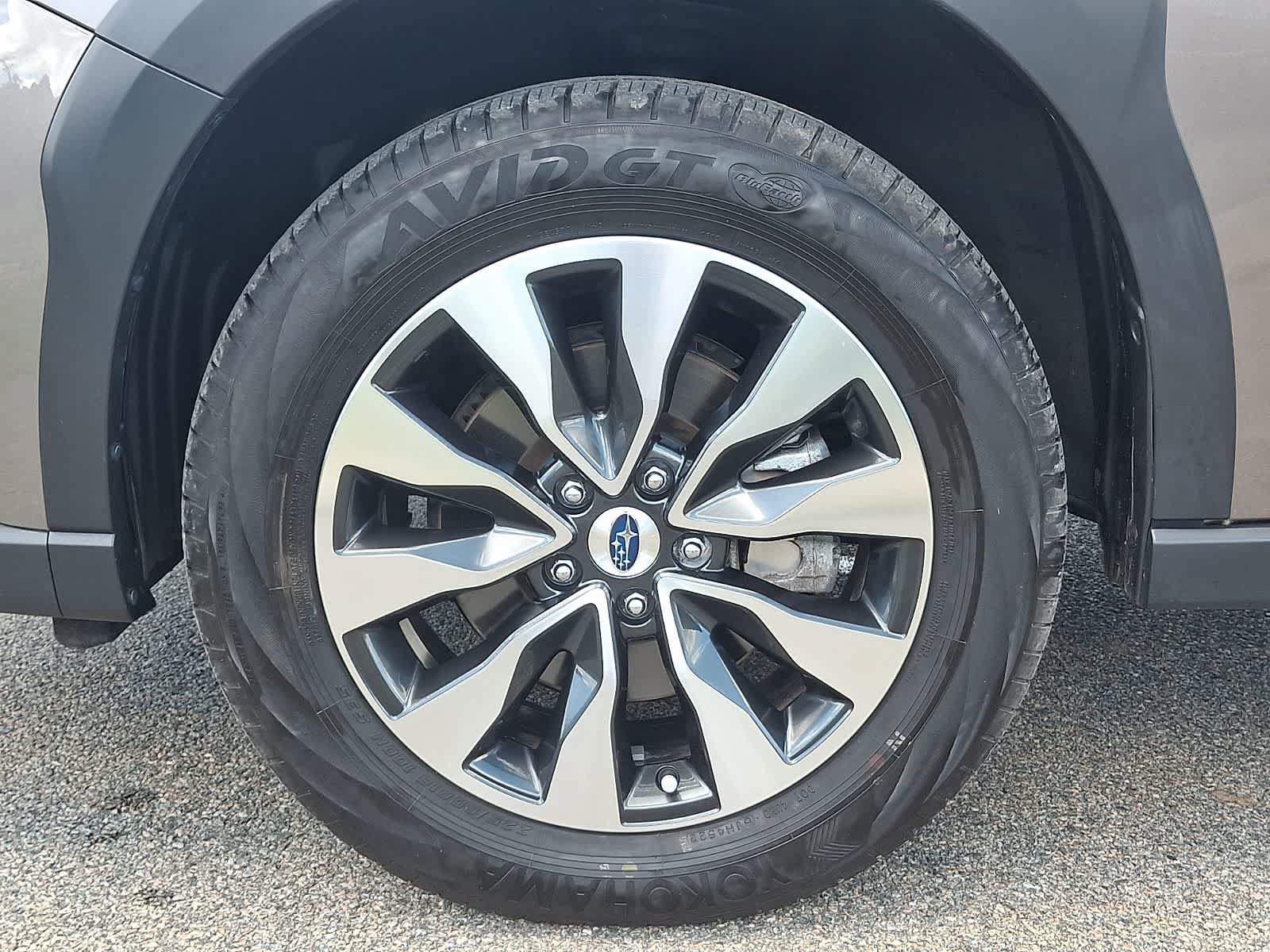 Used 2023 Subaru Outback Limited AWD/4WD image 9