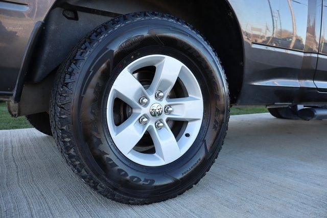 Used 2017 RAM 1500 Express image 34