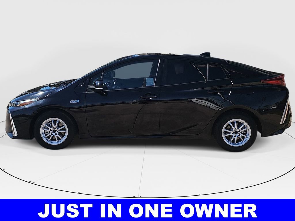 Used 2021 Toyota Prius Prime LE w/ Carpet Mat Package (TMS) image 6