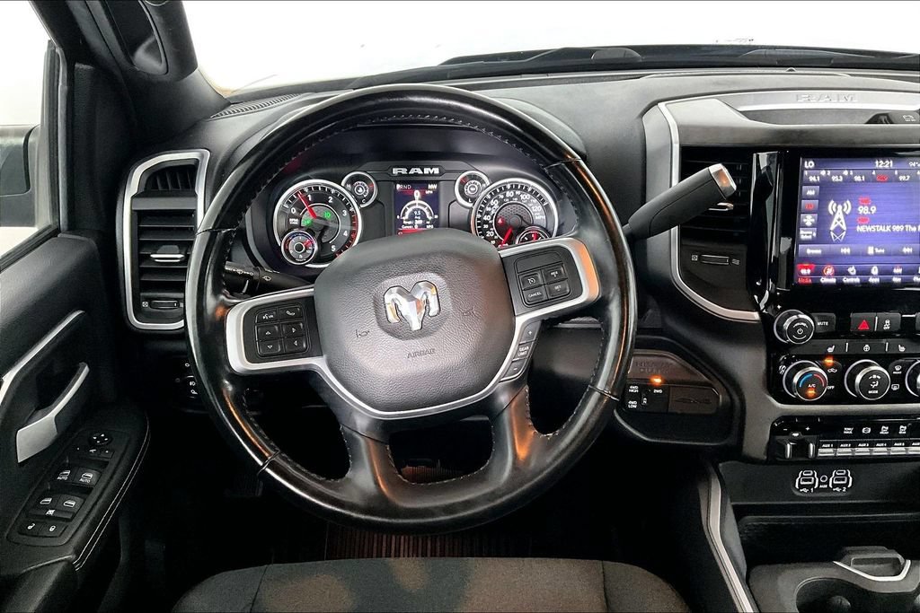 Used 2021 RAM 3500 Big Horn w/ Night Edition AWD/4WD image 5