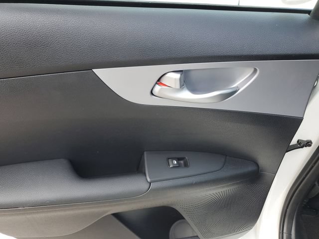 Certified 2024 Kia Forte LXS w/ LXS Technology Package FWD image 9