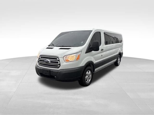 Used 2017 Ford Transit 350 XLT image 3