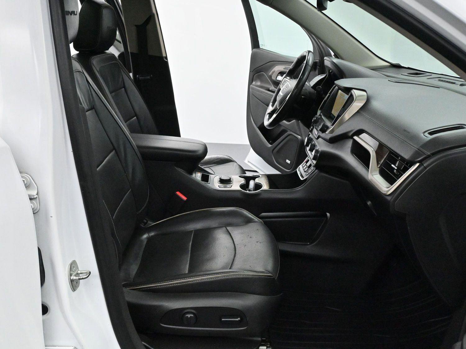 Used 2019 GMC Terrain Denali w/ Driver Alert Package II image 34